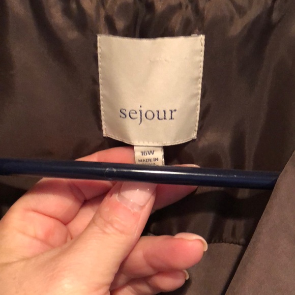 Taupe blazer - Picture 2 of 5